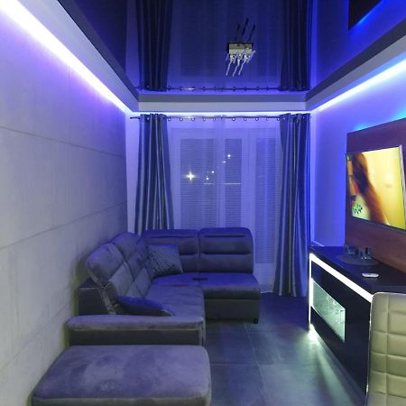 Apartament Skarbowa 1& Parking 레스노 외부 사진