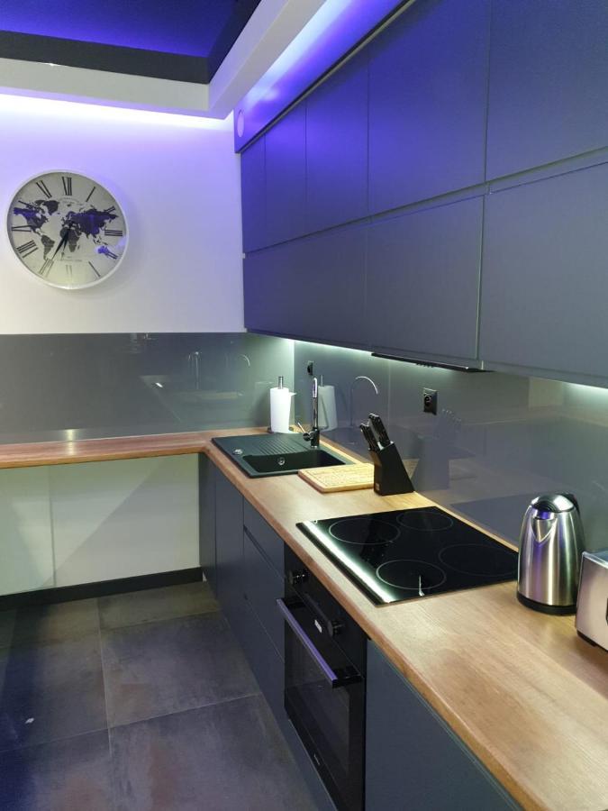 Apartament Skarbowa 1& Parking 레스노 외부 사진