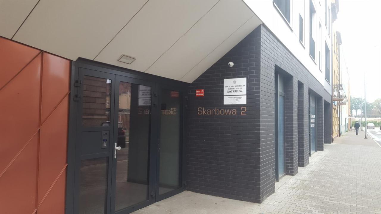 Apartament Skarbowa 1& Parking 레스노 외부 사진