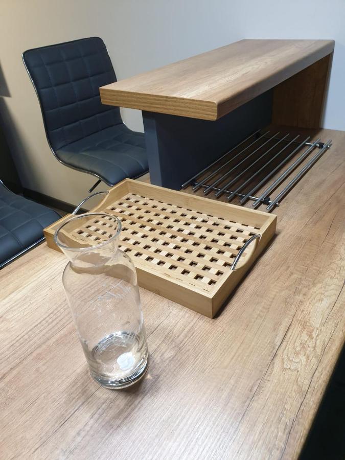 Apartament Skarbowa 1& Parking 레스노 외부 사진