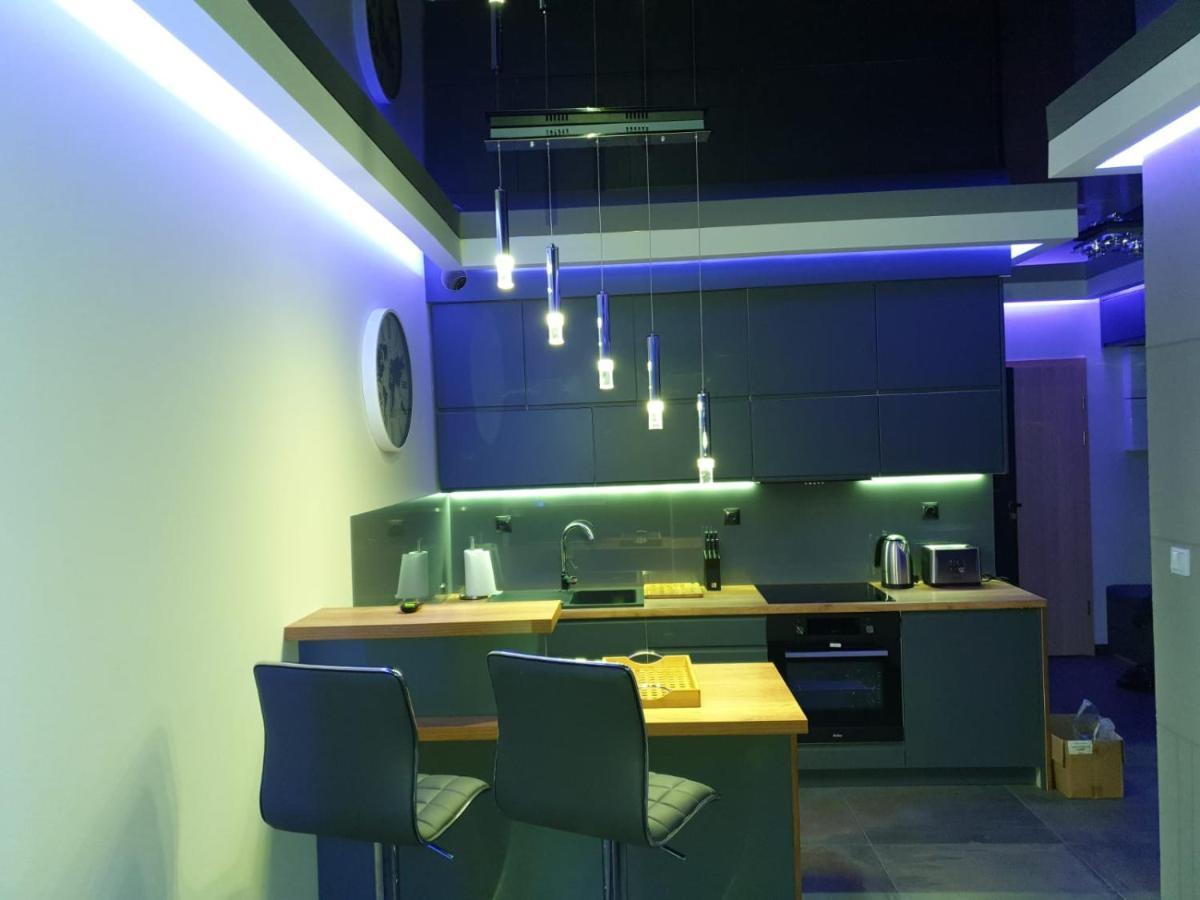 Apartament Skarbowa 1& Parking 레스노 외부 사진