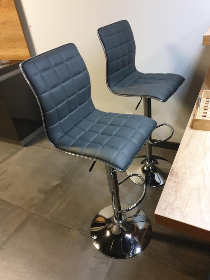 Apartament Skarbowa 1& Parking 레스노 외부 사진