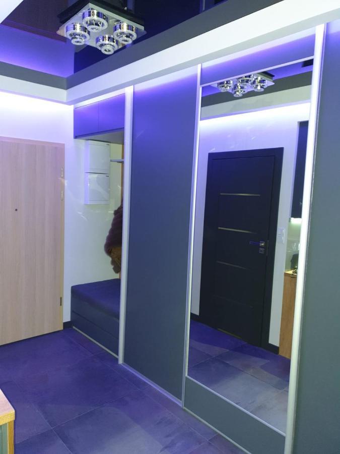 Apartament Skarbowa 1& Parking 레스노 외부 사진